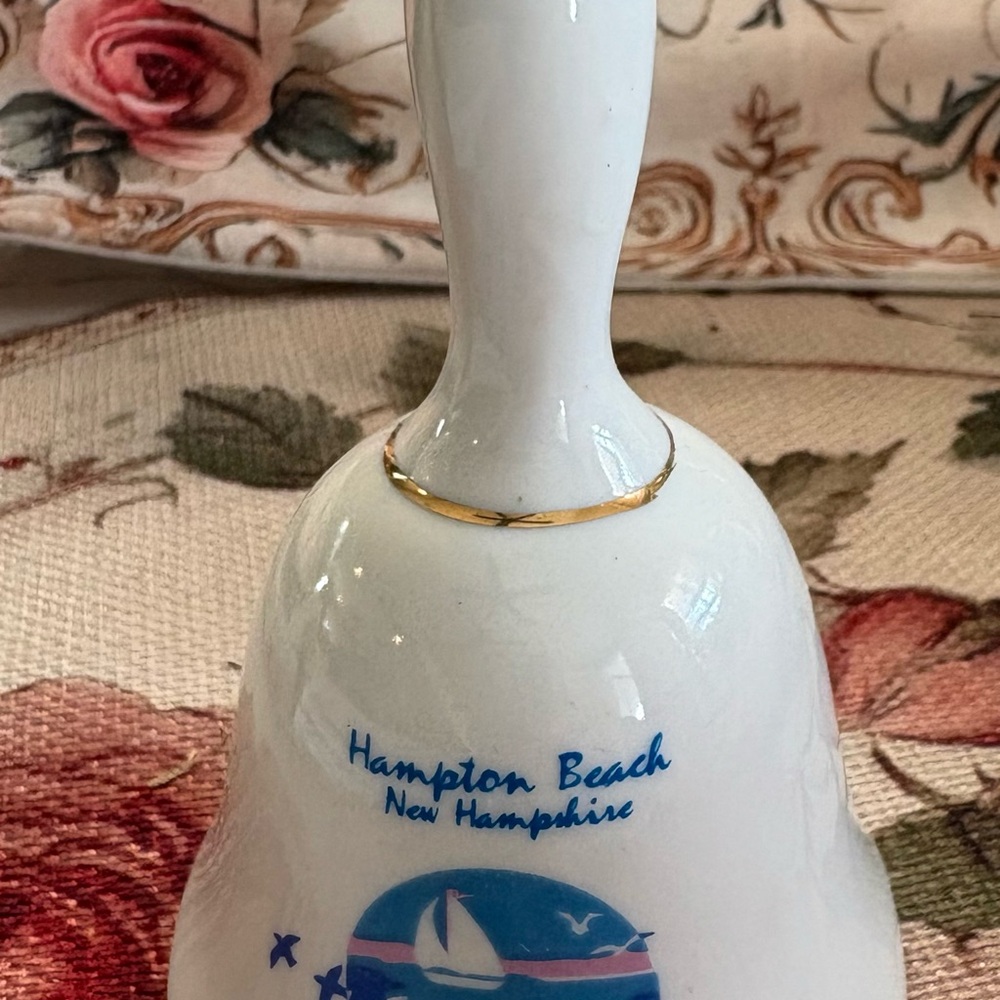 Vintage Hampton Beach New Hampshire Souvenir Bell